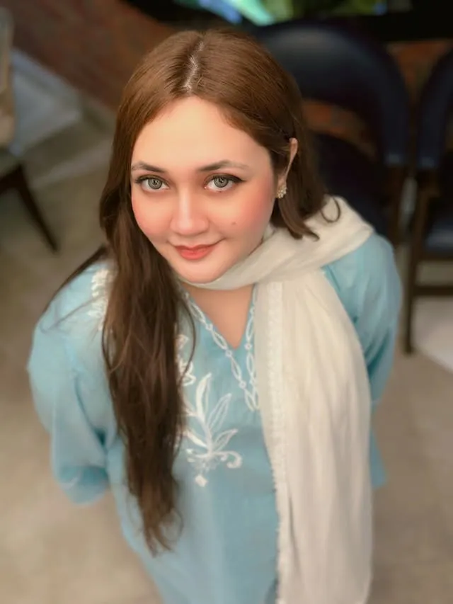 Emaan Rajab Butt portrait with biography, age, career, and latest trending news in Pakistan.